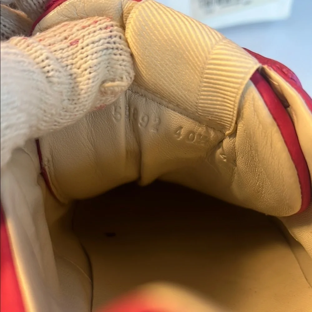 EUC 💓 Gucci Women’s Pink Sneakers – Size 40.5 (US 10.5) with Box
